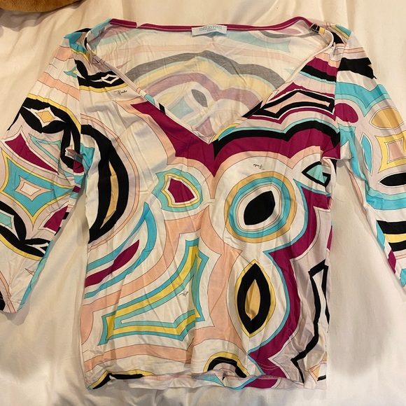 Emilio Pucci mid sleeve top - Picture 1 of 3